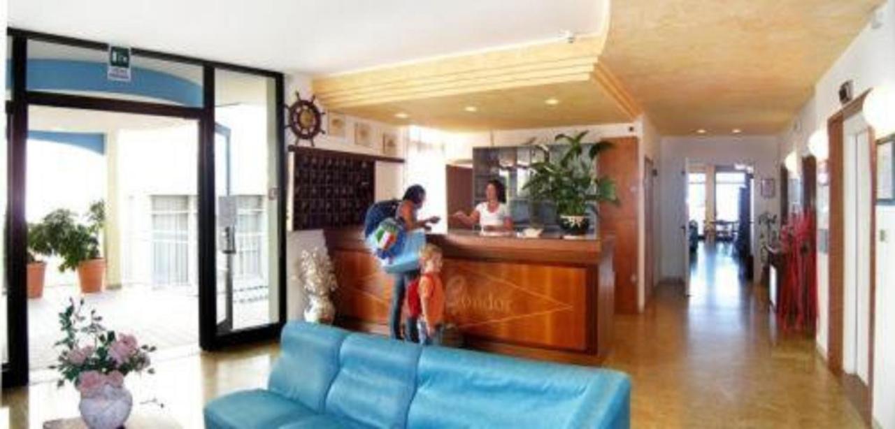 Hotel Condor Jesolo Extérieur photo